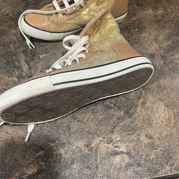 Tory Burch Benjamin camel and gold high top sneakers. Size 9 - Picture 15 of 15